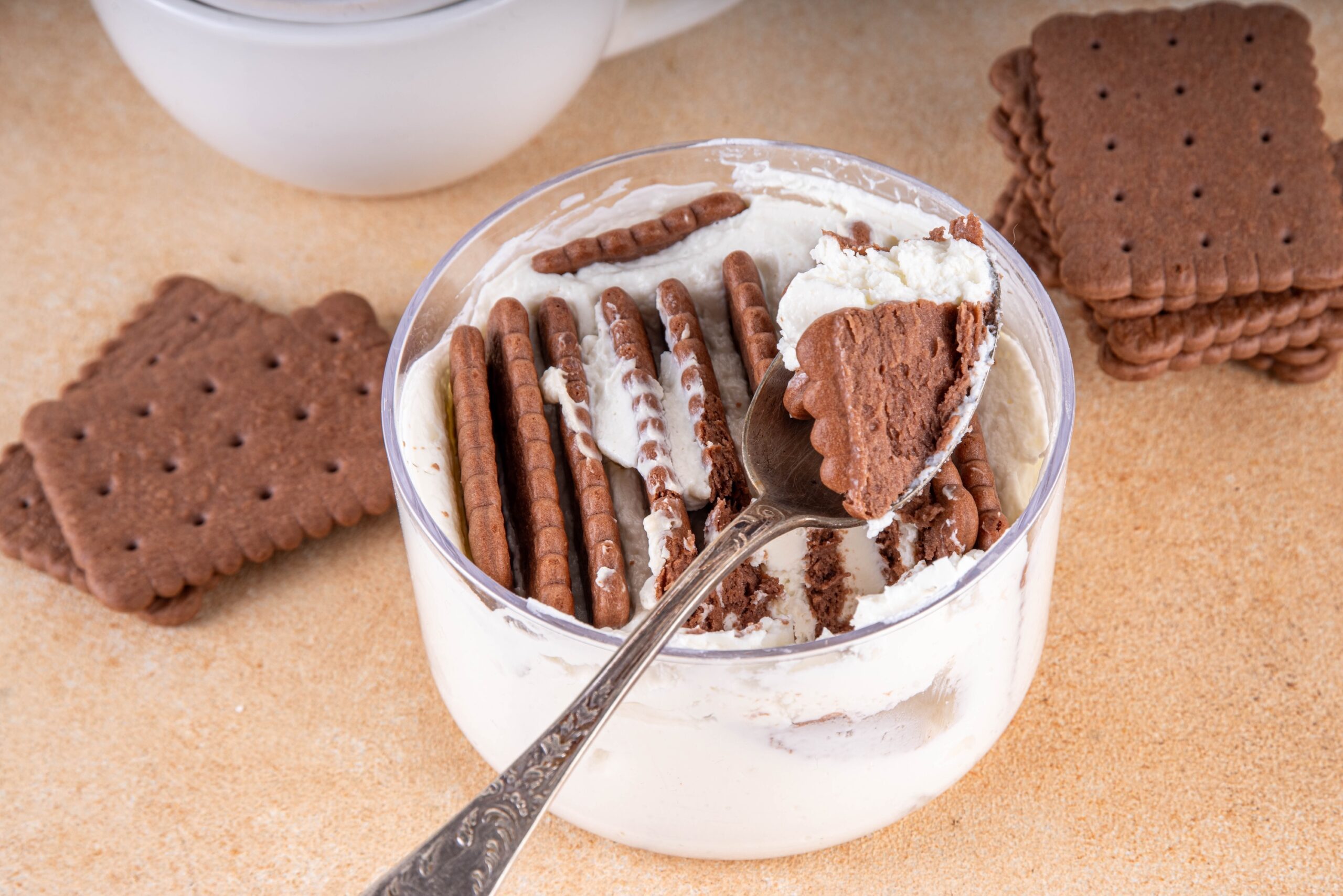 Cream, Dessert, Food